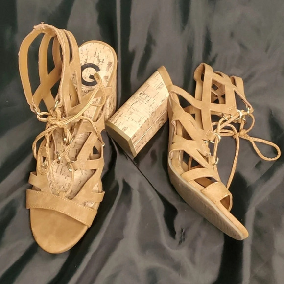 Guess Womens Lace up Block Heel Sandals - Picture 5 of 9